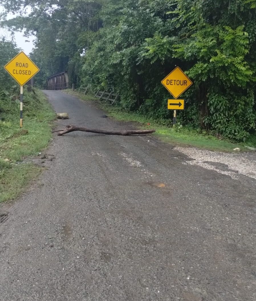 3 INJURED AS CRAIG MILL BRIDGE COLLAPSES - North Coast Times Jamaica